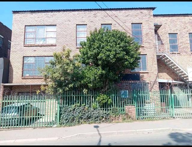 BUSINESS FOR SALE IN SPRINGFIELD
